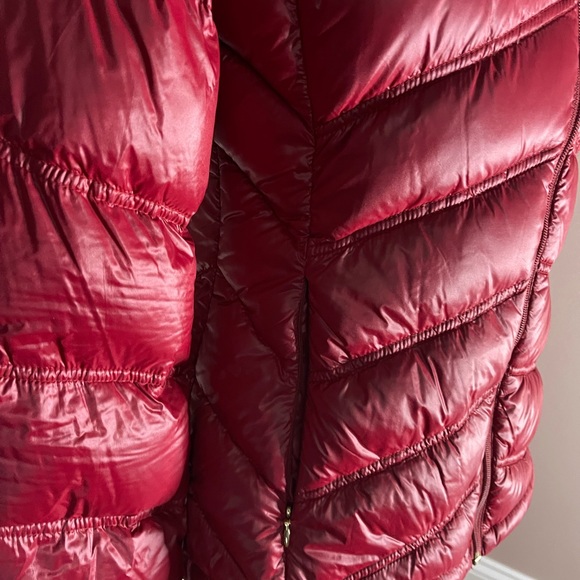 Calvin Klein Packable lightweight duck down short red jacket Size XS - Picture 7 of 8